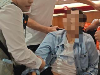 紧急时刻显担当！G170次列车工作人员合力救助突发疾病旅客