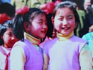 双胞胎“拥军小姐妹”，如今在哪里？