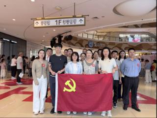 烟台大悦城党支部开展国庆主题系列党建活动