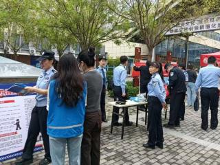 南苑街道水韵城社区开展“反诈护航 平安到家”主题宣传活动
