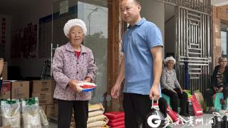 幸福温度在汇川的乡间小路传递