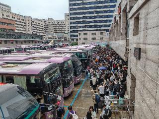 郑州交运集团“双节”假期安全发送旅客40万余人次 恢复10天预售票
