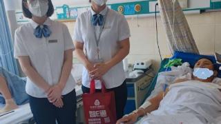 东明农商银行南城支行：上门服务解难题