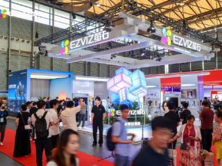 萤石网络携AI智能锁新品亮相中国国际五金展，以AI科技重塑智慧生活