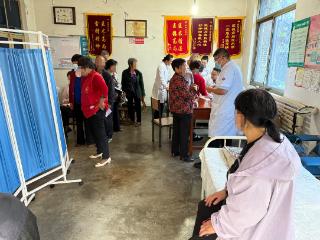 淄博世博高新医院：国庆义诊暖民心 健康守护不打烊