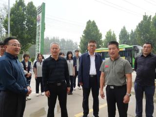 临沂市工业学校联合临沭县残联开展中秋关爱活动