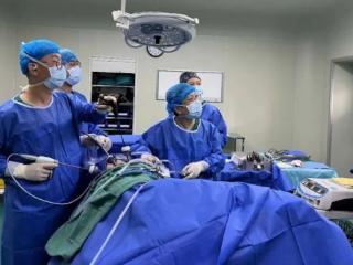 烟台市中医医院泌尿外科为复杂肿瘤患者成功实施膀胱根治性切除术