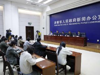 160名医护，27个点位全程守护2025济南（泉城）马拉松