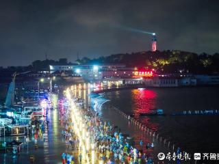 无惧黑夜和风雨！烟台星空夜跑越野赛圆满收官
