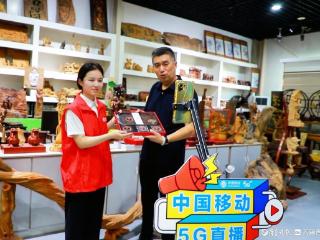 指尖琢木：探寻木雕非遗里的千年匠心