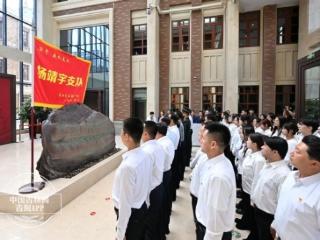 新发路观察｜这堂“大课”，何以细节满满？