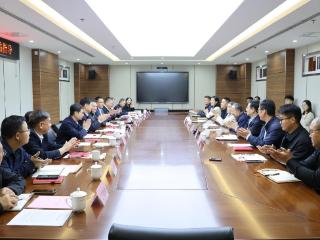省人大常委会副主任赵豪志调研省慈善总会工作