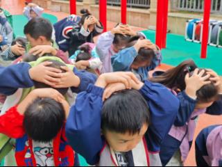 临沂市兰山区兰山街道中心幼儿园（祥和园）开展防震防火应急演习
