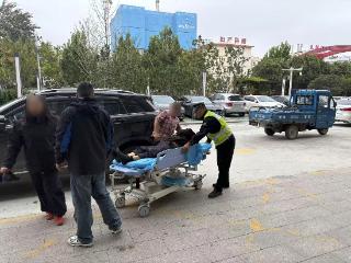 争分夺秒！聊城市东昌府区交管大队护送市民“警”急送医