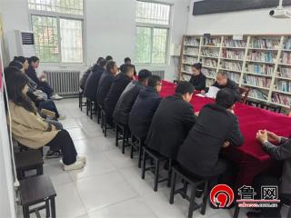 德州天衢新区赵虎镇：党旗映初心 助农抢三秋