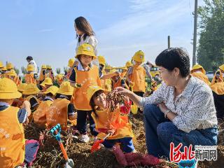 隆尧县县直幼儿园开展劳动主题社会实践活动