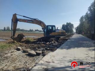 德州市陵城区临齐街道：雨后抢修保通畅 垫路保收暖民心