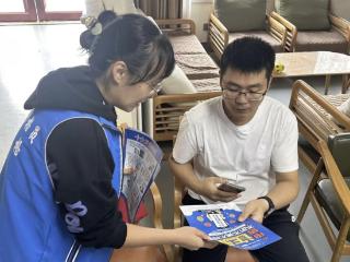 南苑街道南池社区反诈宣传不停步