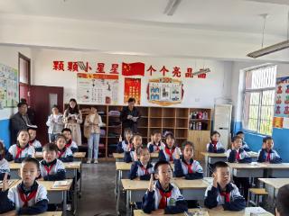 角峪镇中心小学举行课堂文化展示活动