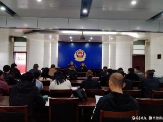 筑牢交通安全防线！冠县交警约谈重点运输企业