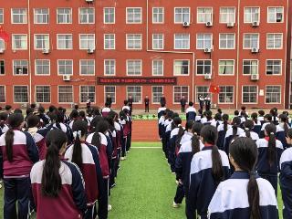 临沂汪沟第一中学举行建队节主题仪式