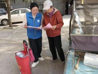 李营街道五里屯社区开展居民信息采集专项工作