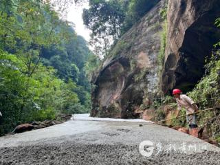 赤水两河口镇：产业路建设有序推进 注入乡村振兴新活力