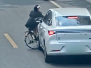 同类事故判责南北有别？律师：“我弱我有理”其实没道理