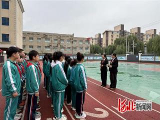 高邑县法院：法治课堂进校园 守护未成年人成长