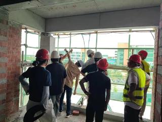 上饶市信投集团组织开展高佳小区项目安全生产管理现场学习活动
