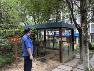 青岛市崂山区综合行政执法局多措并举规范户外广告管理，筑牢市容秩序与公共安全“双防线”