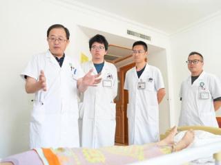 生命“铠甲”重塑战 看，20岁少女的8厘米肿瘤与医学的奇迹