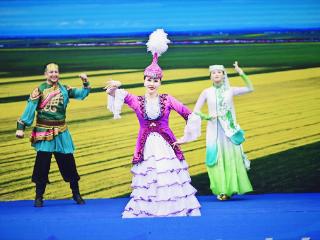 热雪新疆，“郑”在邀约 2025冬季文旅推介活动疆豫再展冰雪情缘