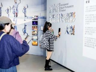 第六届全国青年摄影大展亮相山东滕州