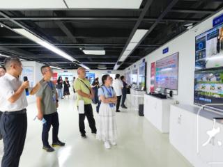 探访中国移动VR创新中心：5G+VR绘就沉浸式未来新图景