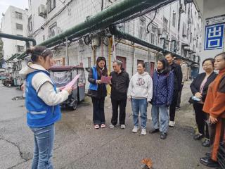 网格员“花式”宣传环境卫生整治，带动居民共建美丽家园