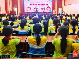 解锁青春密码！石阡妇保院进校园为青春期女生上“健康课”