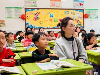 走进校园看成长，临沂金雀山小学家长开放日活动
