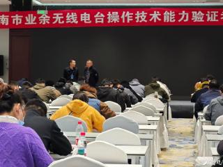 济南市2025年业余无线电台操作技能考试圆满落幕