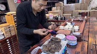 从“钉”上热搜到“钉”少见，潍坊“螺丝哥”一锤一锤清出安心路