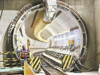 厦门地铁3号线穿山过海 施工过程中攻破多个罕见难题