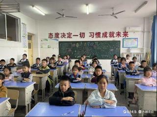 广平镇麻庄小学开展“三姿”习惯养成评比活动