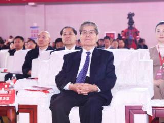 庆祝曲阜师范大学建校70周年大会隆重举行