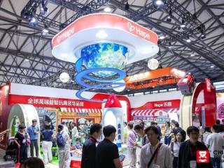彰显多维综合实力，Hape重装亮相2025中国玩具展