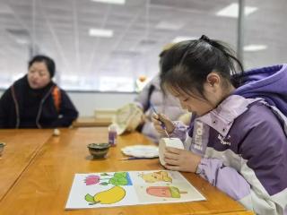 釉绘古韵 陶承文脉丨“这一站，济南！文物研学游”触摸黄河匠心