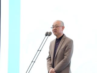 执笔时代，心绘万象！杨晓刚艺术展亮相泉城