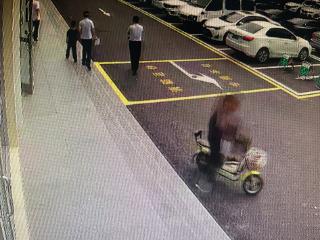 暖心！农行蒙阴县支行员工及时帮助走失男童找到家人