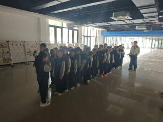菏泽市万福实验学校开展视力筛查建档及近视科普宣教活动