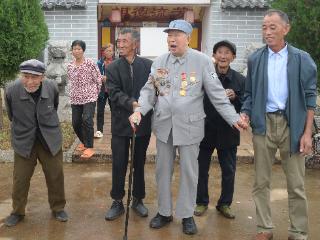 百岁将军归故里，红色基因永传承