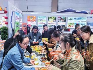 机械臂采摘 羊毛衫热卖 科技感与烟火气并存